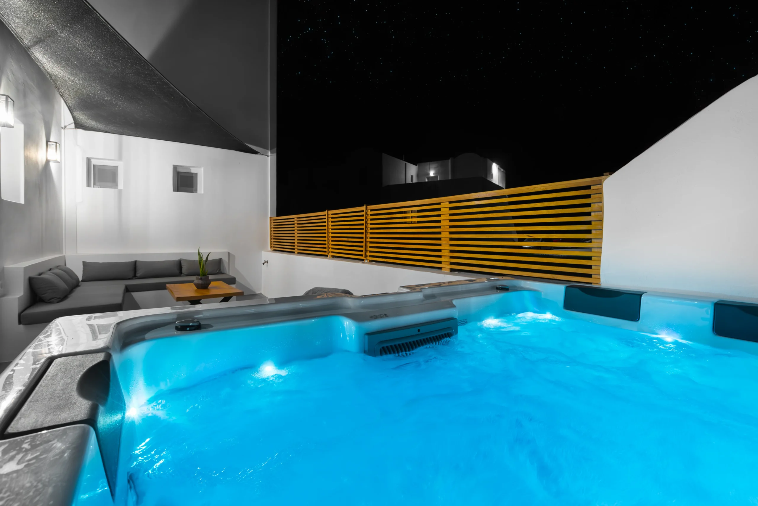 Oliva Santorini Superior Suite 2